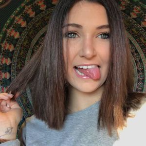 Meet your Posher, Ashlyn